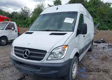 2011 Mercedes-Benz Sprinter 2500 High Roof from USA, damaged, VIN WD3PE8CB7B5583677